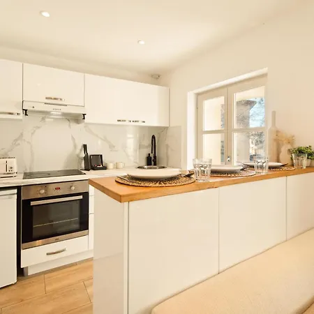 Charming - 2bd 4p - Center Of St Tropez Lejlighed